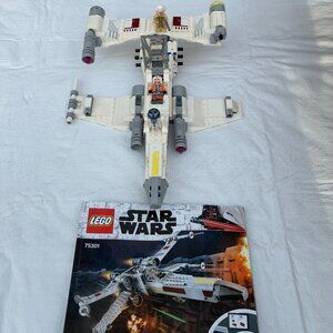 LEGO Star Wars: Luke Skywalker’s X-Wing Fighter 75301 Incomplete With Mini Figs